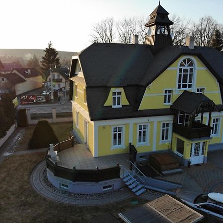 Vila Demanova Liptovský Mikuláš Esterno foto